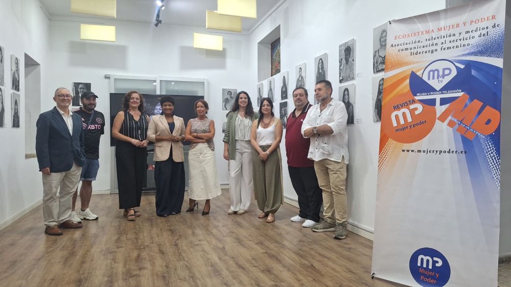 Autoridades Inauguración Rostros Compartidos