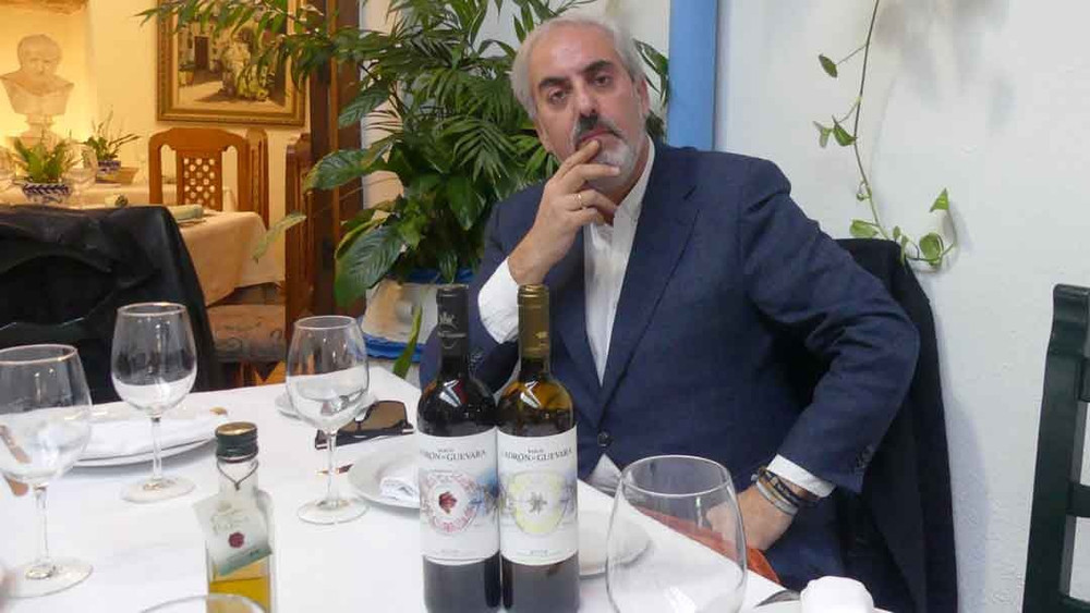 Juan Morillo: “La Juventud sabe de beber vinos” Entrevista de José Manuel Rosario