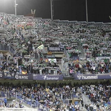 Grada del campo del Malaga CF. Afición cordobesa.