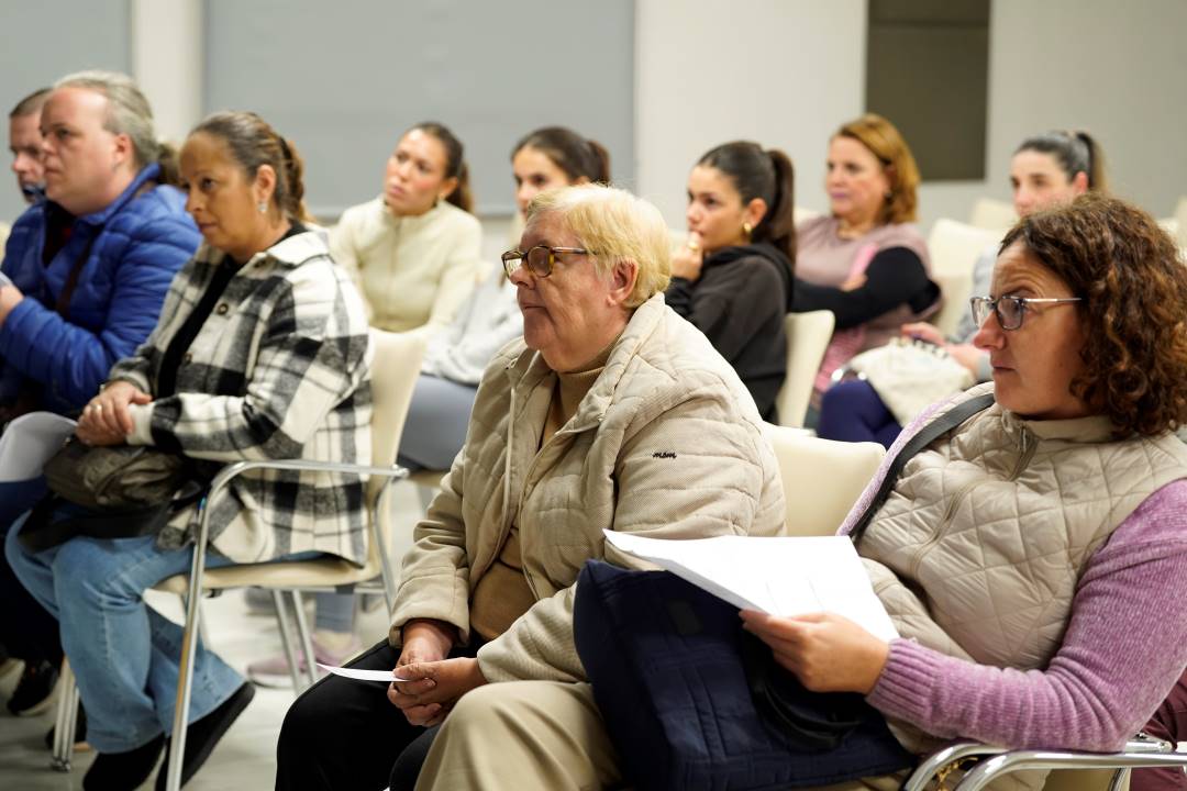 Asistentes a la jornada innovación y salud