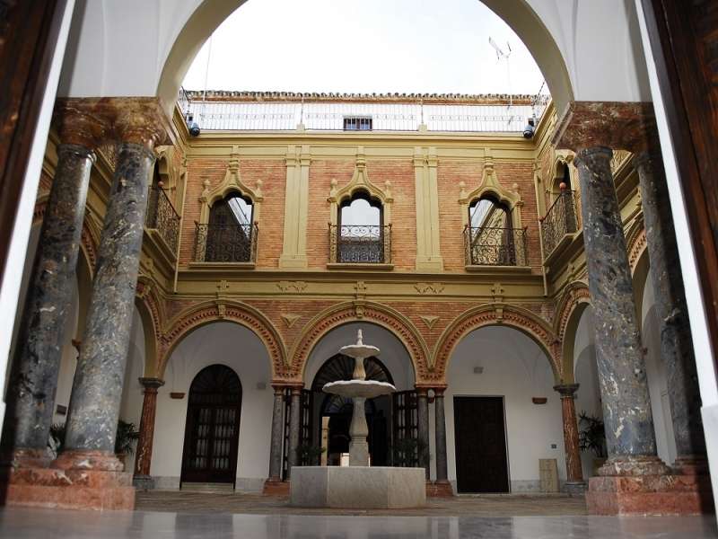 Patio del Palacio de los Condes de Santa Ana Lucena