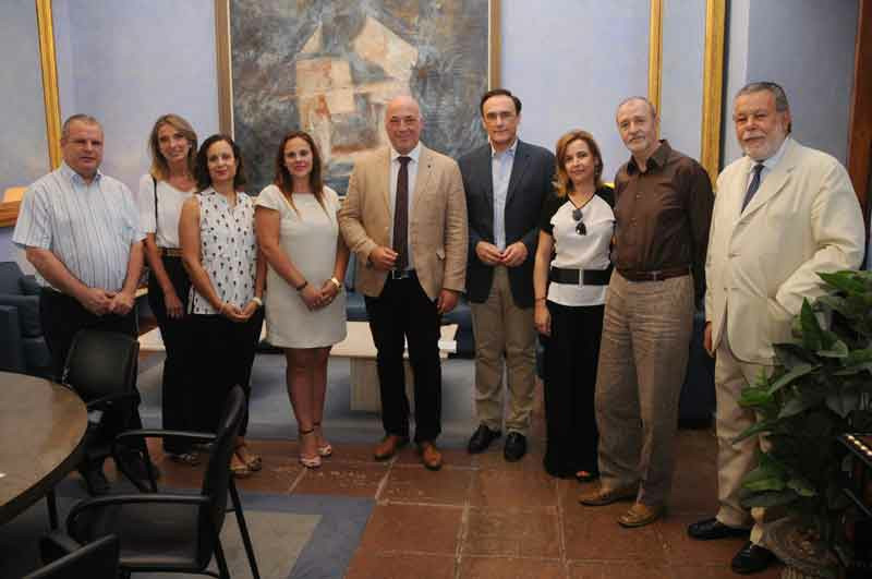 La Diputación de Córdoba respalda varios proyectos de la Universidad a través de varios convenios de colaboración que alcanzan los 43.000 euros