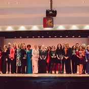 Foto de Familia de los Premios Mujer y Poder entregados en Córdoba