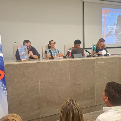 Presentación MP Magazine. Jose Manuel Rosario, Sara PInzi, Maria Piña, M Angeles Mellado. 
